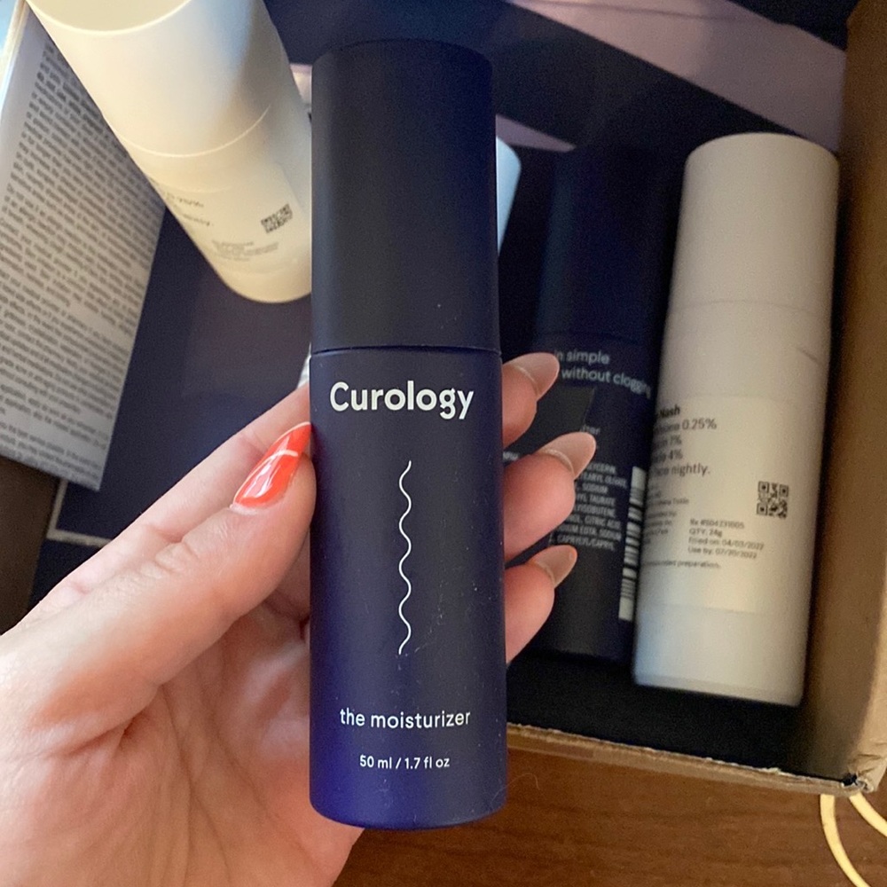 Curology moisturizer